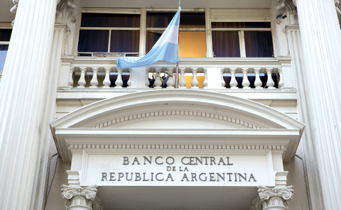 Hai ngân hàng có trụ sở tại Argentina thêm giao dịch tiền điện tử vào nền  tảng của họ - CoinViet
